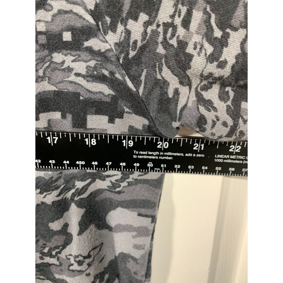 Youth Under Armour Gray Camo Camouflage Pullover Hoodie YXL (XL) Large Pocket - Picture 13 of 15